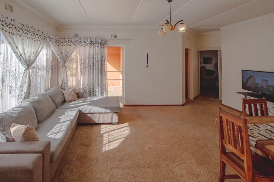 4 Bedroom Property for Sale in Oosterville Northern Cape